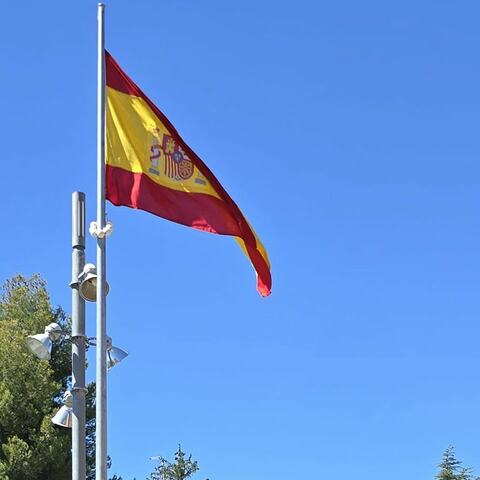  El Alcalde de Barbastro reivindica la Bandera Nacional como símbolo “bajo el que nadie sobra y a cuya sombra cabemos todos”