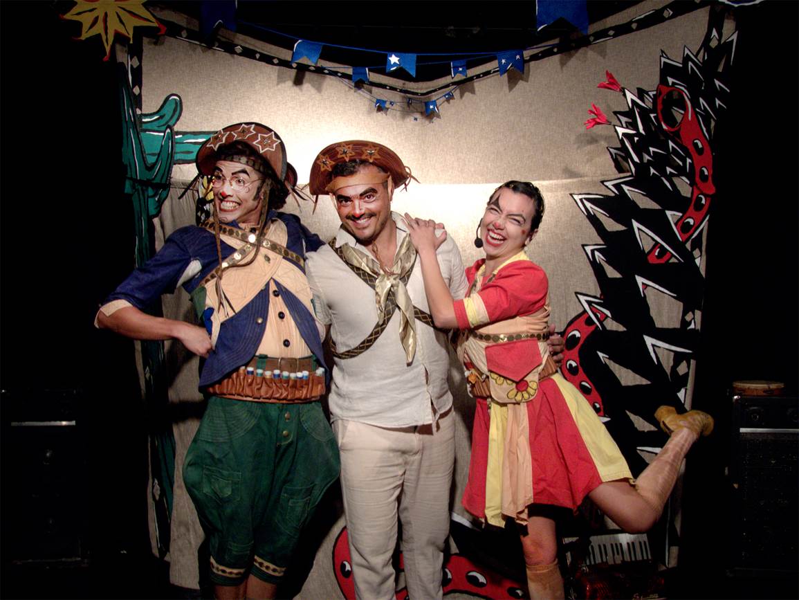 15 . Mosaico cultural