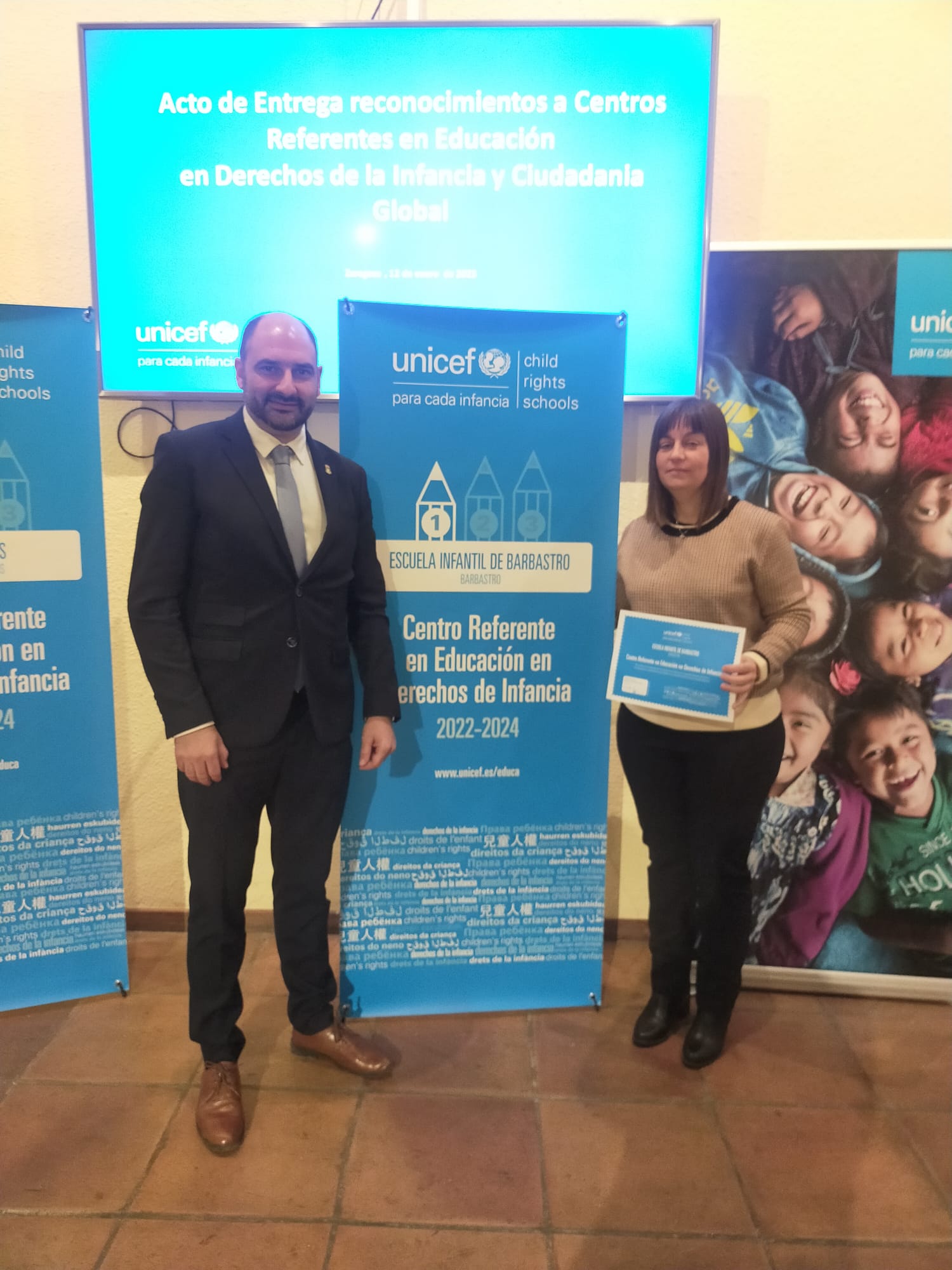 La Escuela Municipal Infantil de Barbastro recibe el diploma como Centro Referente de UNICEF