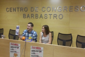 Iván Carpi y Ana Escartín durante la rueda de prensa.