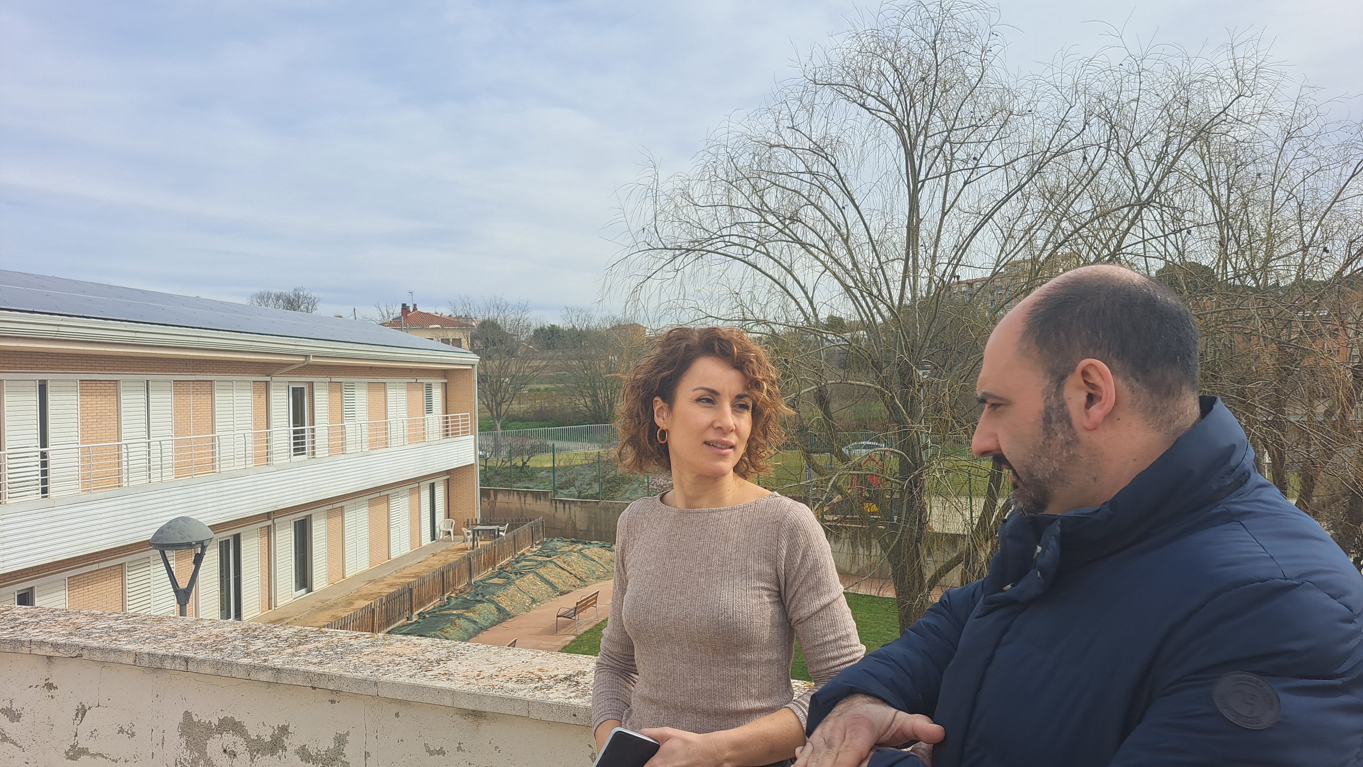 Completada la instalación de placas solares en la cubierta de la Residencia Las Huertas Completada la instalación de placas solares en la cubierta de la Residencia Las Huertas
